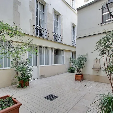 Pick A Flat's In Etienne Marcel - Rue Du Jour Apartment Paris